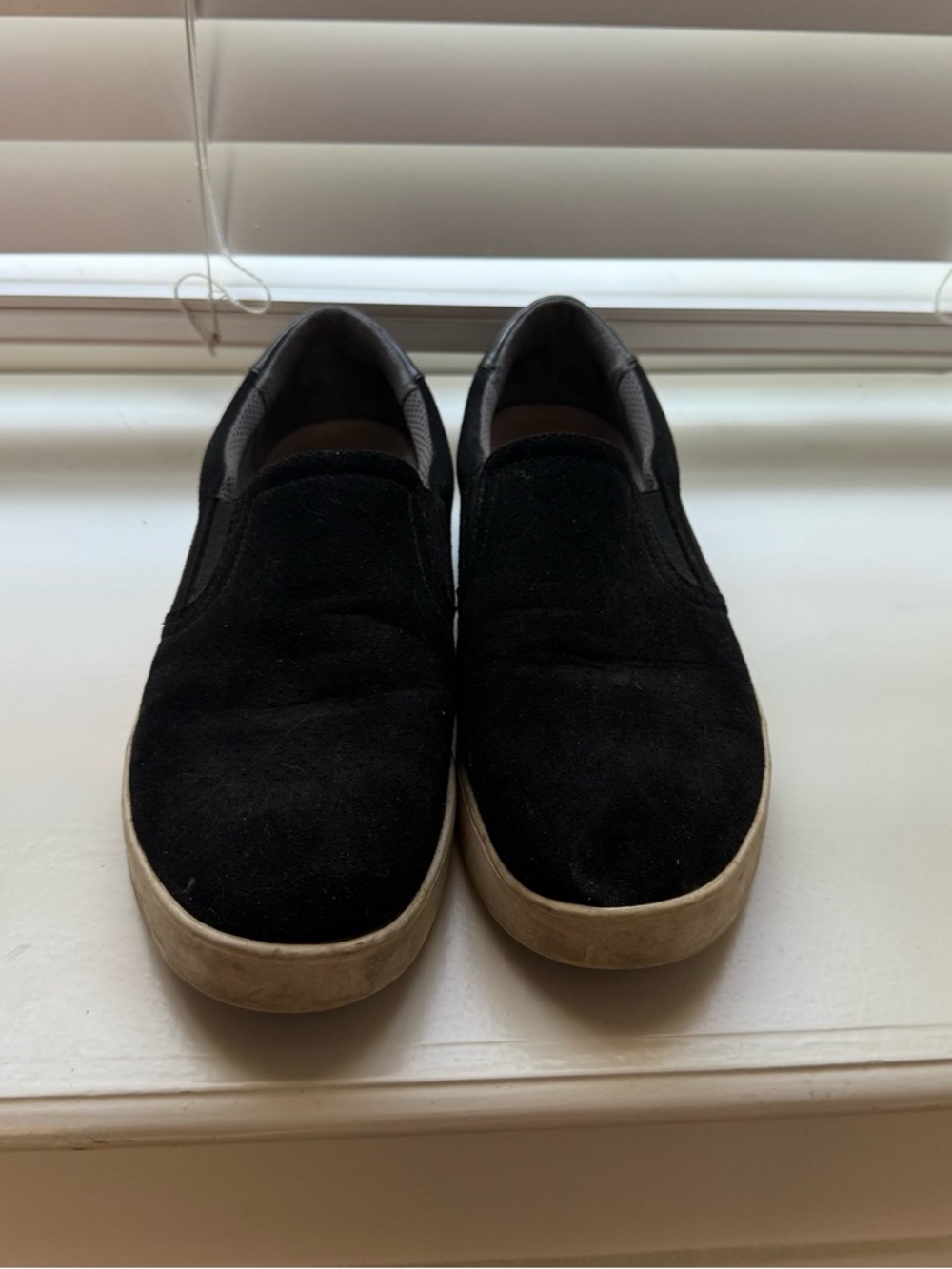 ⭐️ Black Slip-On Suede Casual Loafers